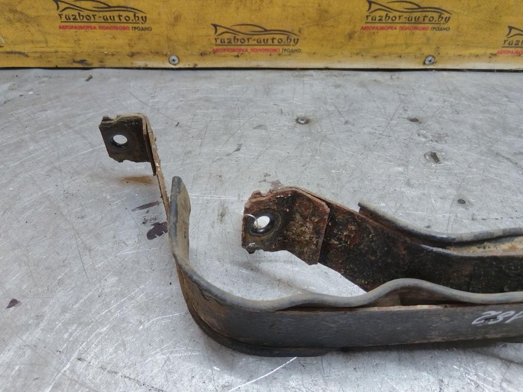 Крепление топливного бака W5UAGS Opel Astra купить на авторазборке