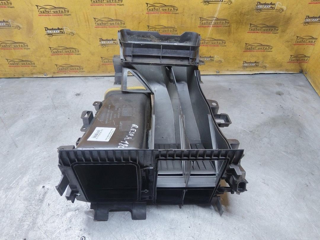 Воздуховод KXY134 Renault Espace