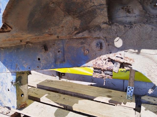 Лонжерон левый 96HUIZ Peugeot Expert купить с доставкой