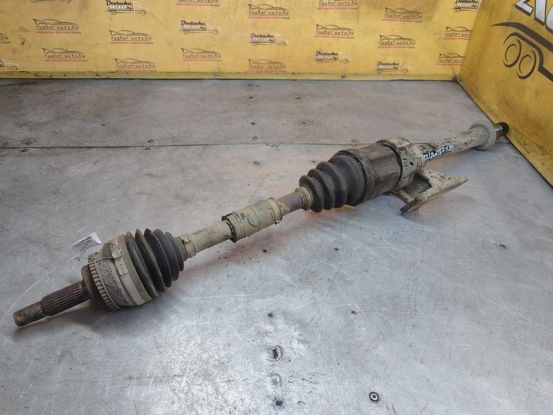 Полуось передняя правая (приводной вал, ШРУС) Y0652G Toyota Corolla