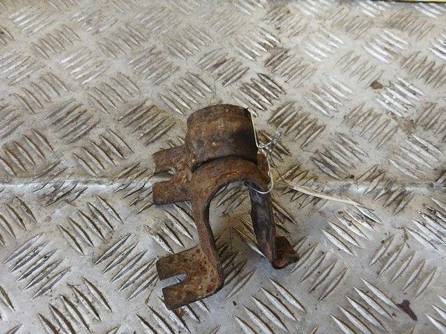 Крепление втулки стабилизатора 67FUQO Nissan Note - Фото 1