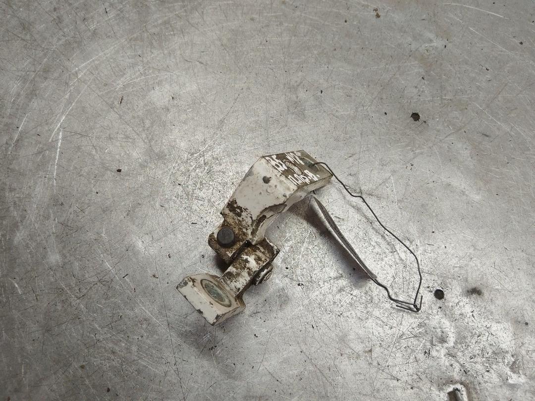 Петля двери передней правой 31KPFO Volkswagen Passat купить