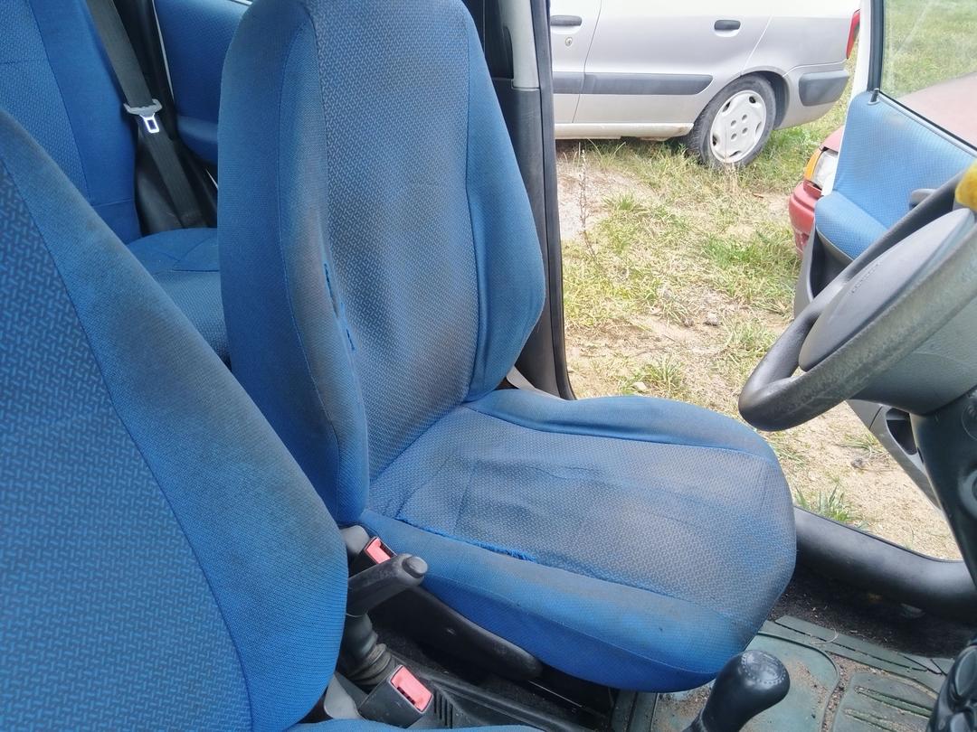 Сиденье переднее 9BE75N Fiat Punto undefined