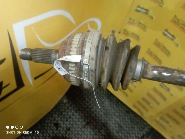 Полуось передняя левая (приводной вал, ШРУС) 861MLF Honda HR-V купить в магазине запчастей бу