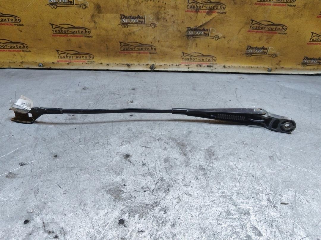 Щеткодержатель (поводок стеклоочистителя, дворник) XYI4ED Skoda Fabia купить