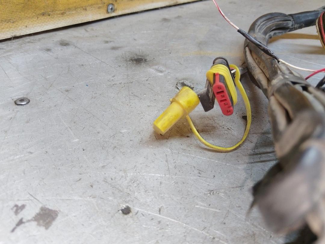 Проводка двигателя 392NLE Peugeot 406 undefined