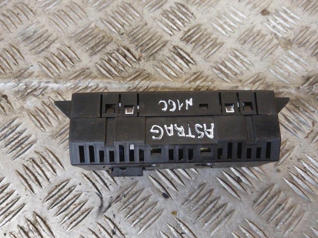 Дисплей FHJMXE Opel Astra - Фото 3