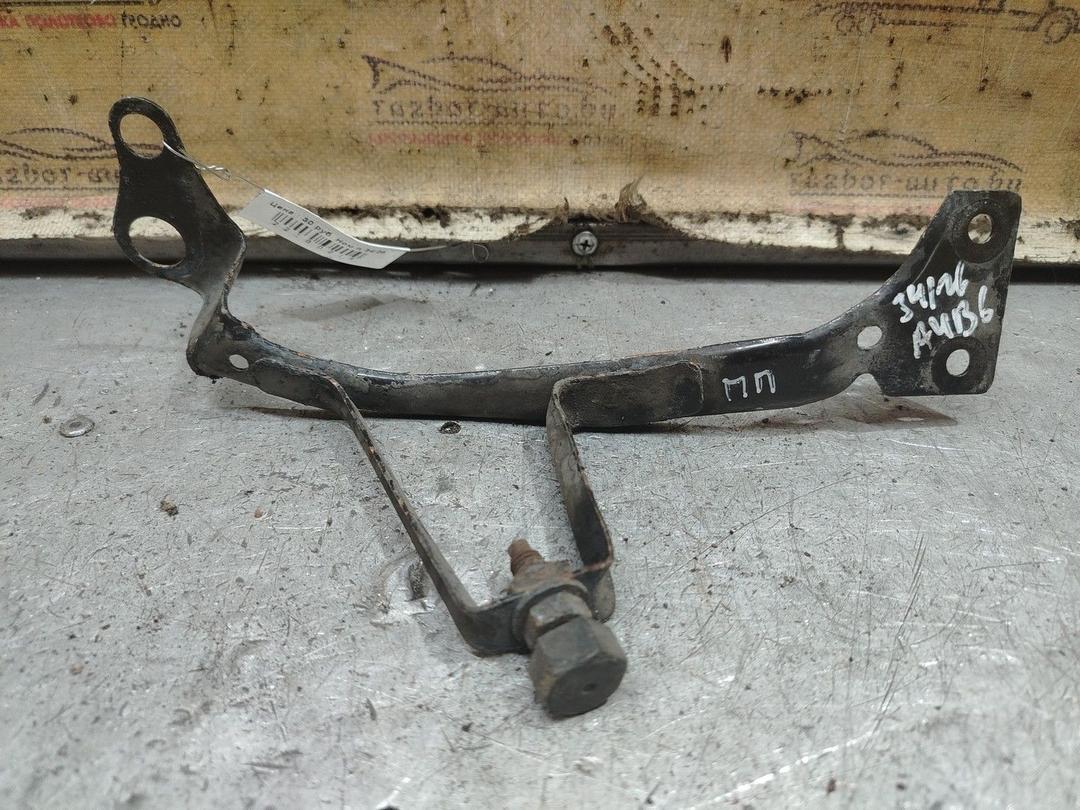 Кронштейн NHW2H2 Audi A4 - Фото 2