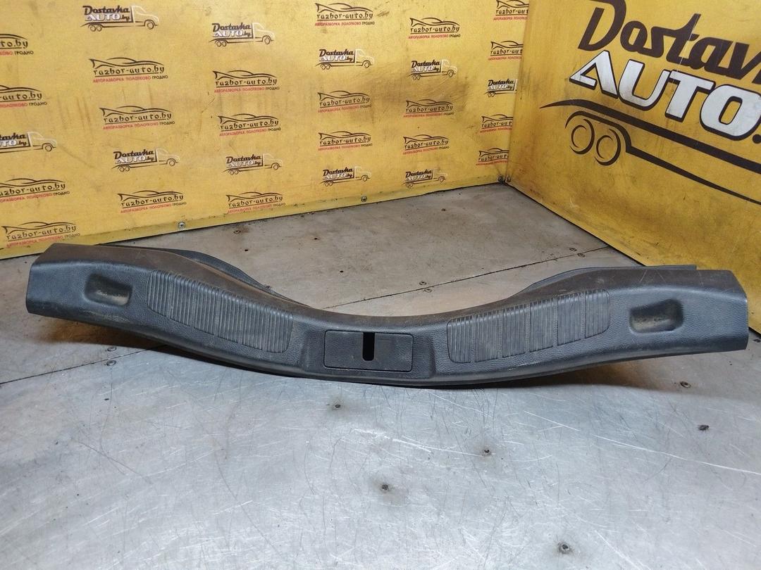 Накладка внутренняя на заднюю панель кузова RFONJB Ford Fusion