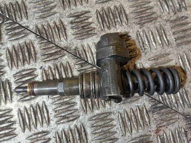 Форсунка BZBZ9T Volkswagen Passat купить с доставкой