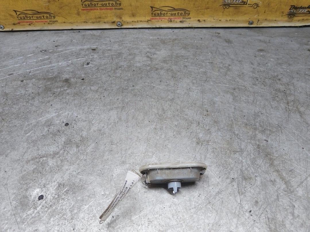 Повторитель передний правый 0ULDC9 Volkswagen Polo купить с доставкой