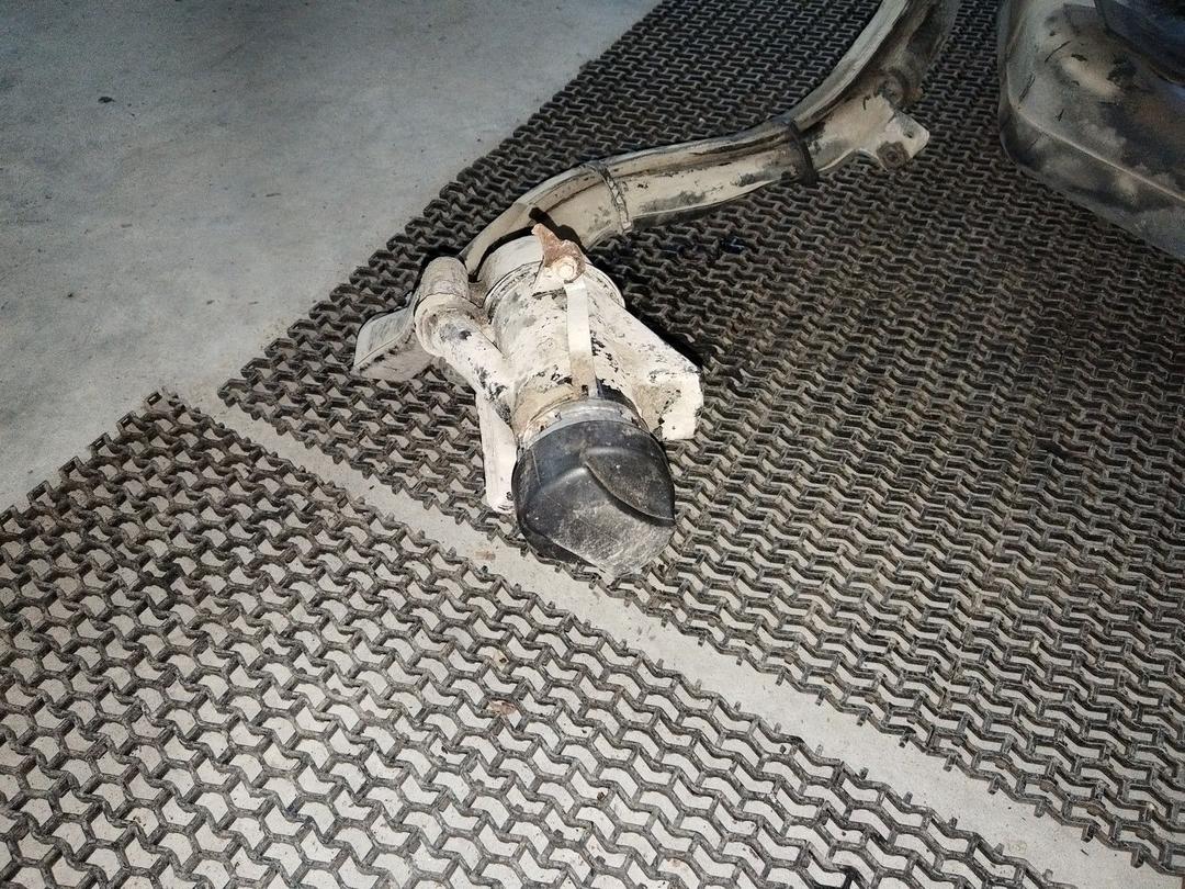 Бак топливный LYQ95Y Opel Astra купить в магазине запчастей бу