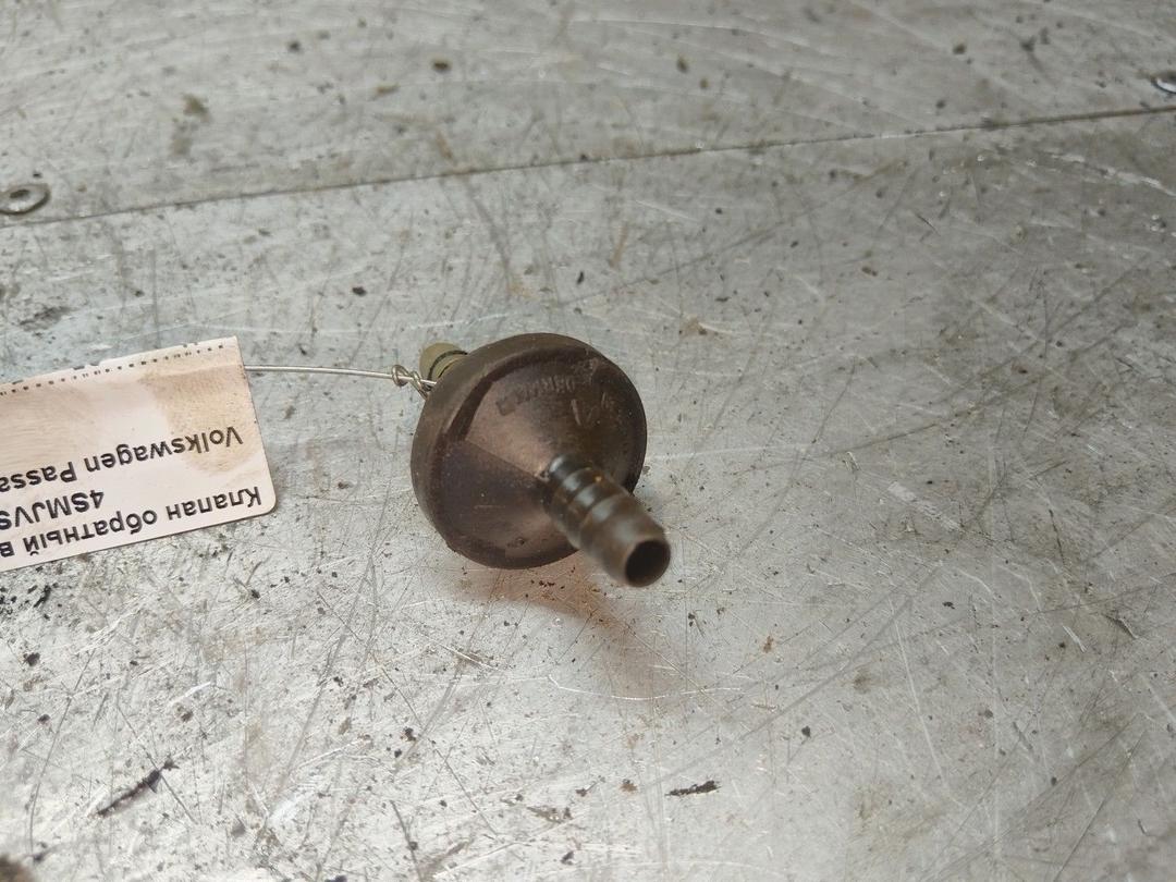 Клапан обратный вакуумный 4SMJVS Volkswagen Passat