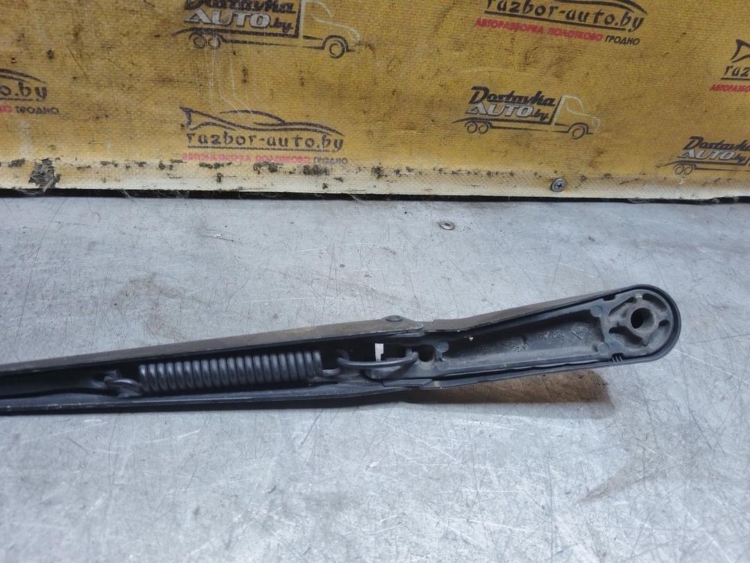 Щеткодержатель (поводок стеклоочистителя, дворник) NO2JNG Opel Zafira купить с доставкой