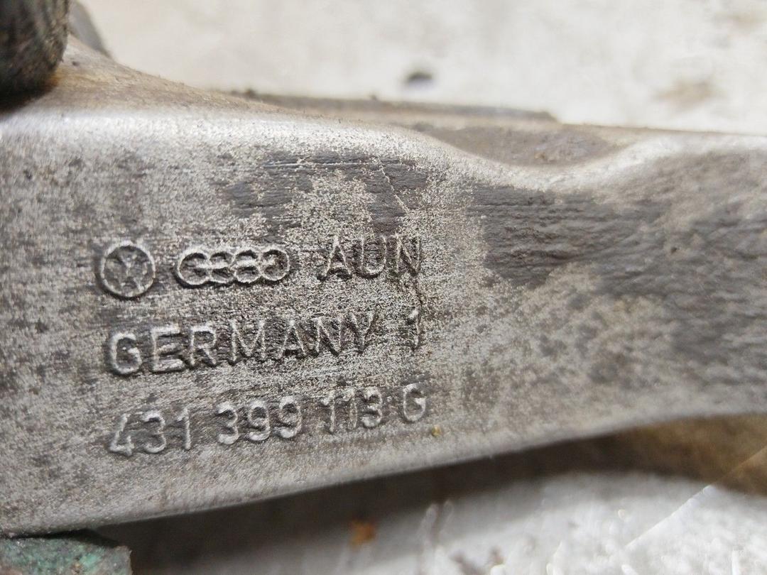 Кронштейн КПП BW6O8P Audi 100 купить с доставкой