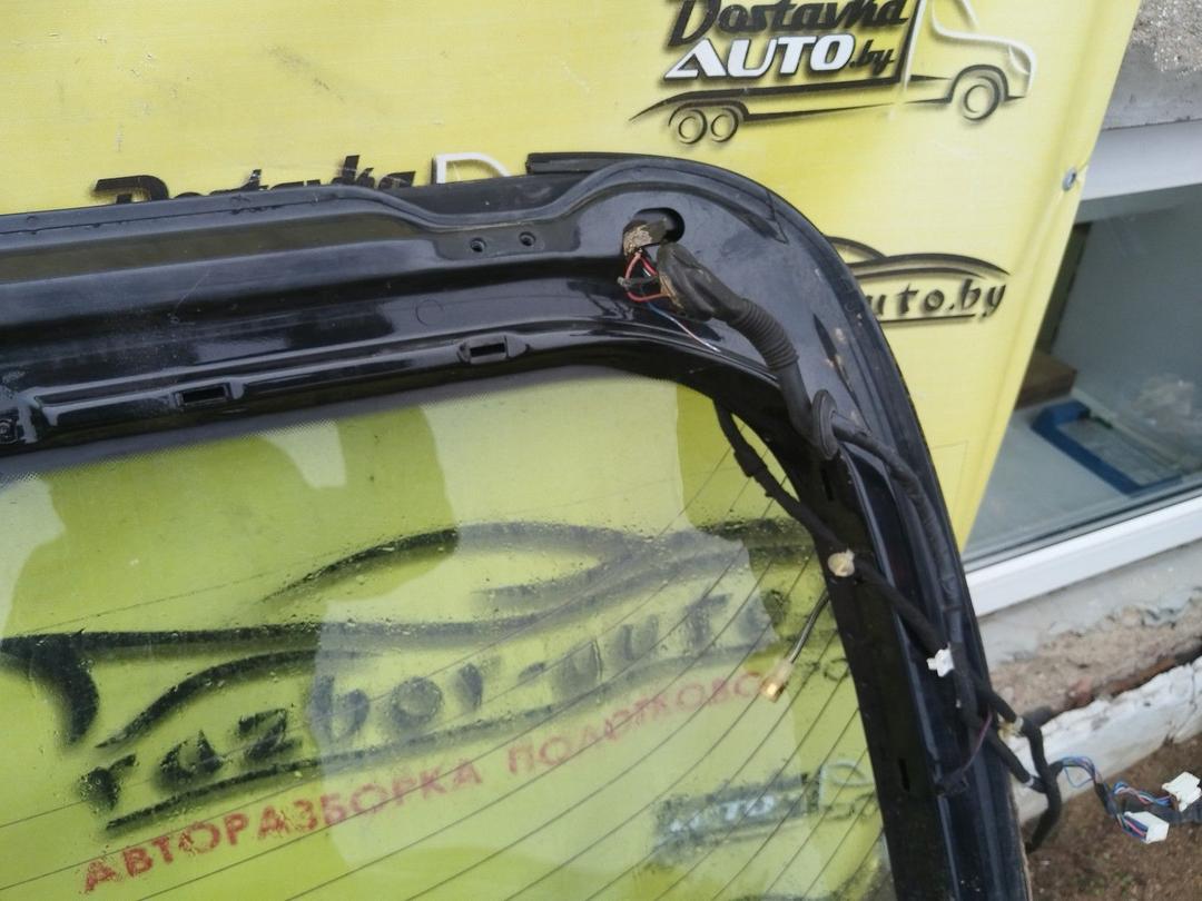 Крышка багажника (дверь 3-5) JB2V8R Mitsubishi Carisma undefined