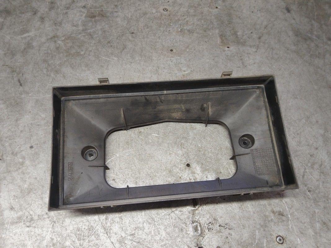 Корпус салонного фильтра 6311XR Peugeot 406 - Фото 3