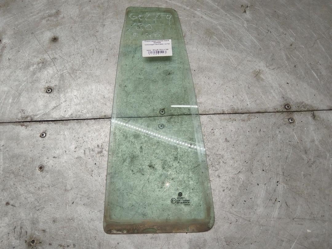 Стекло двери задней левой QD2MQ3 Volkswagen Golf