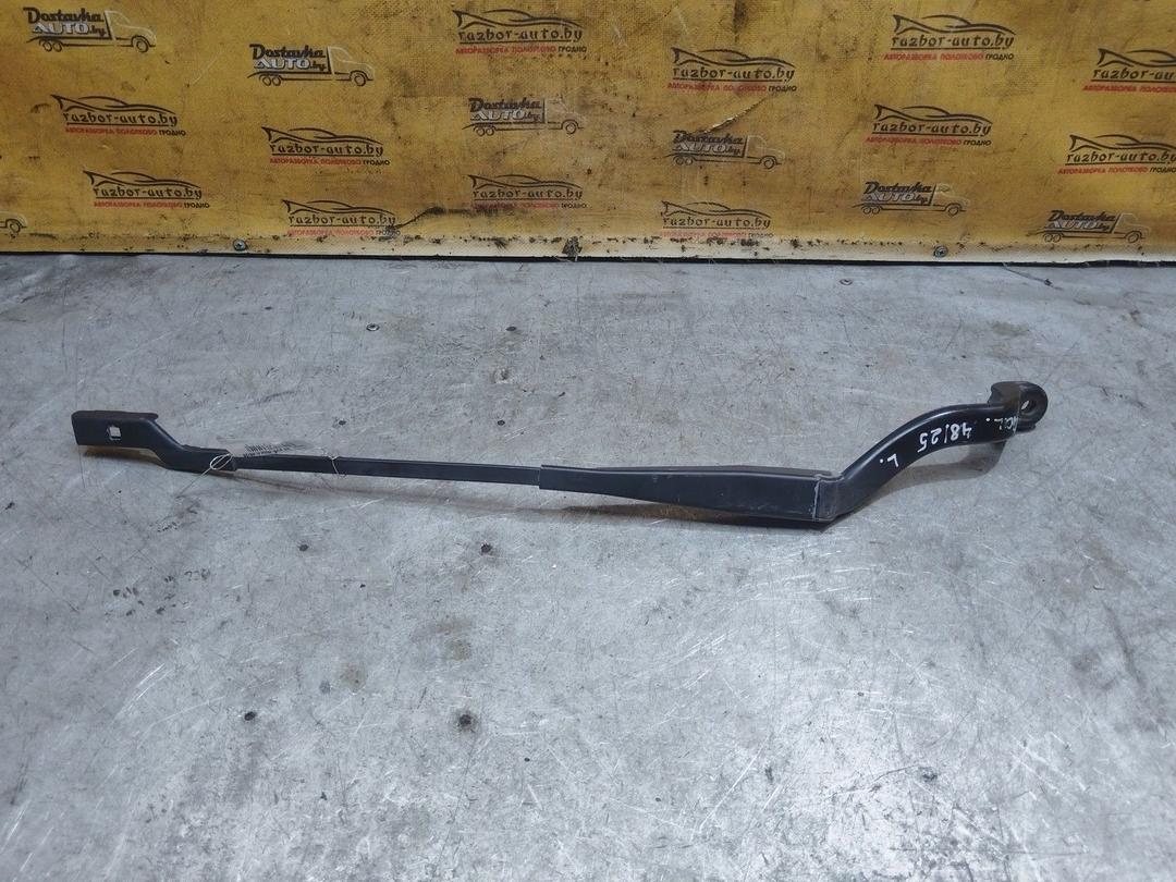 Щеткодержатель (поводок стеклоочистителя, дворник) D4465C Ford Galaxy