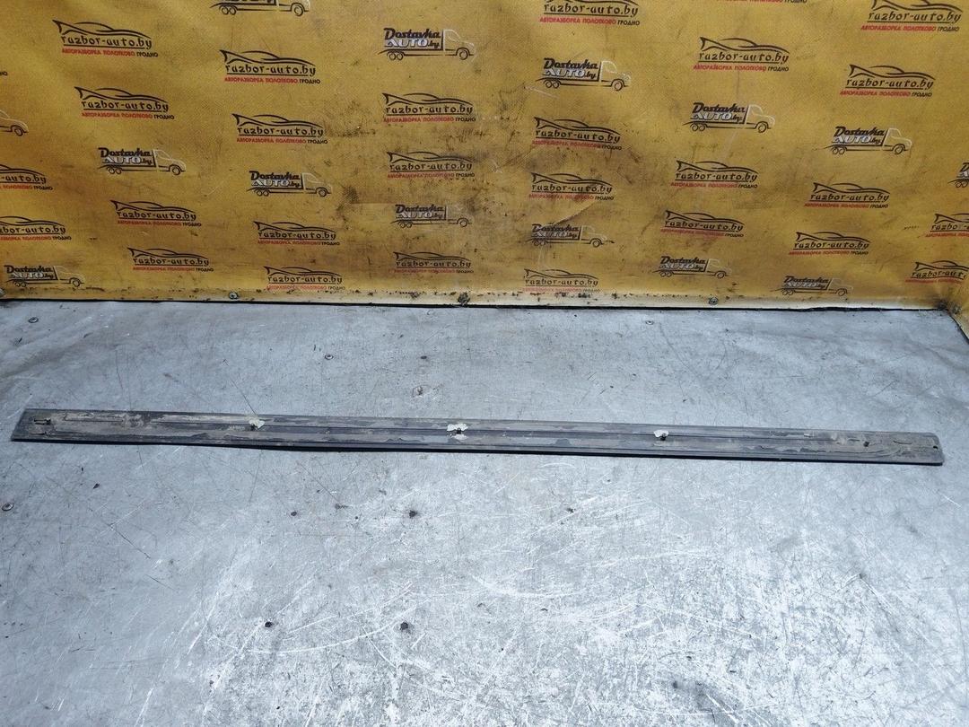 Молдинг двери передней левой Y4GAT5 Seat Toledo купить