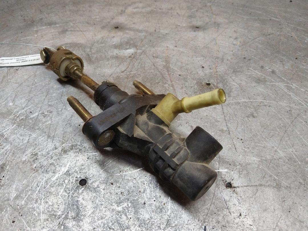 Цилиндр сцепления главный 2P3341 Toyota Corolla - Фото 2