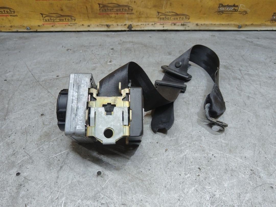 Ремень безопасности задний левый 8V468J Volkswagen Passat купить на авторазборке