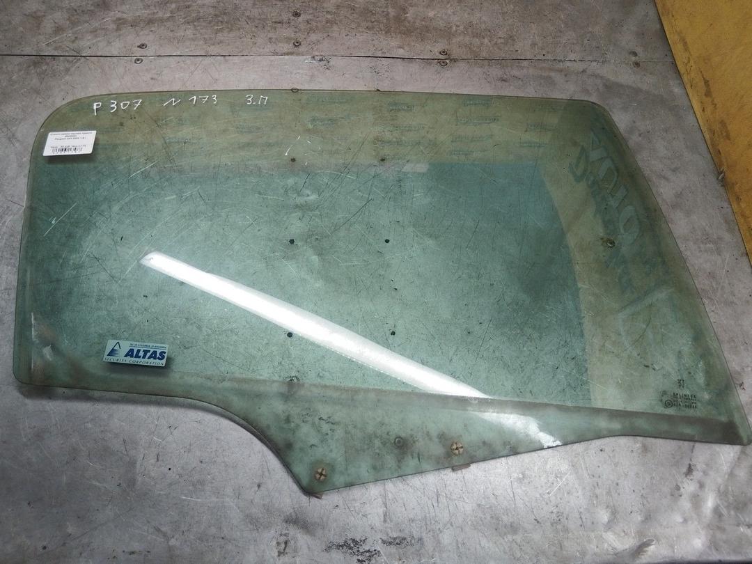 Стекло двери задней правой 9NHNQV Peugeot 307 - Фото 1