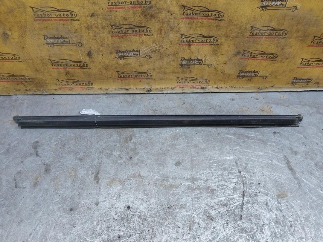 Молдинг стекла двери передней правой внутренний EHWJRE Citroen Xsara Picasso купить