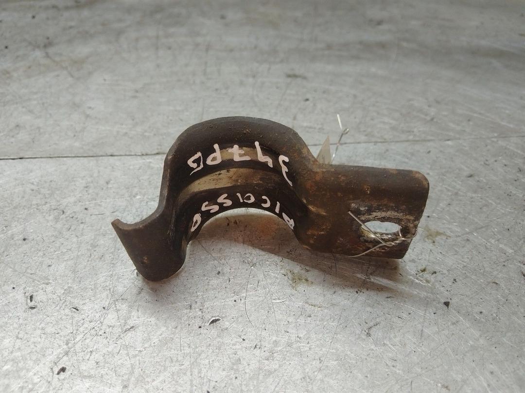 Крепление втулки стабилизатора 0USBKV Citroen Xsara Picasso - Фото 2