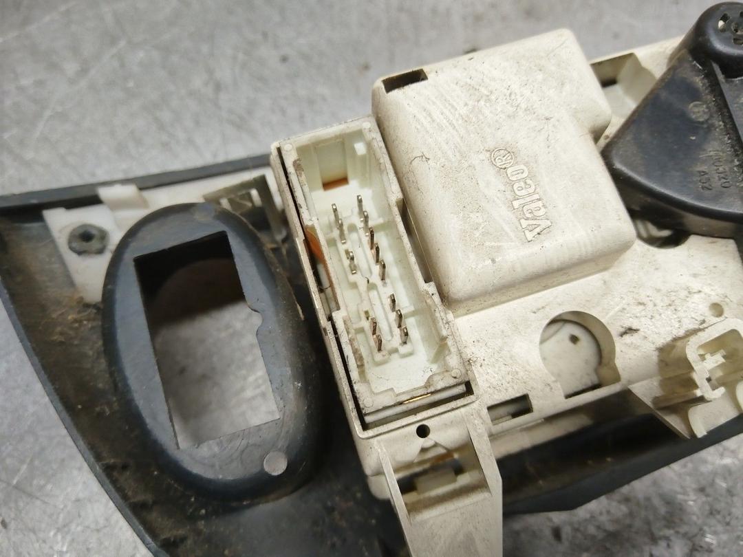 Блок управления печки/климат-контроля BER61I Renault Scenic купить с доставкой