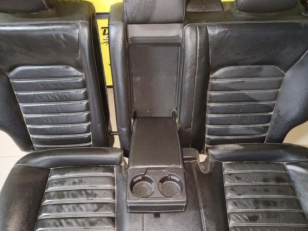 Салон (комплект сидений) JI299Z Ford Fusion undefined