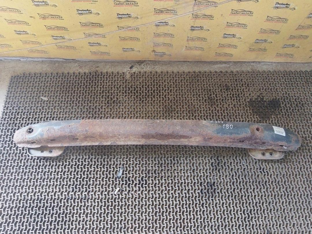 Усилитель бампера заднего V457M6 Peugeot 307