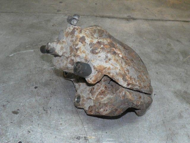 Суппорт передний левый YA86R4 Opel Vectra купить