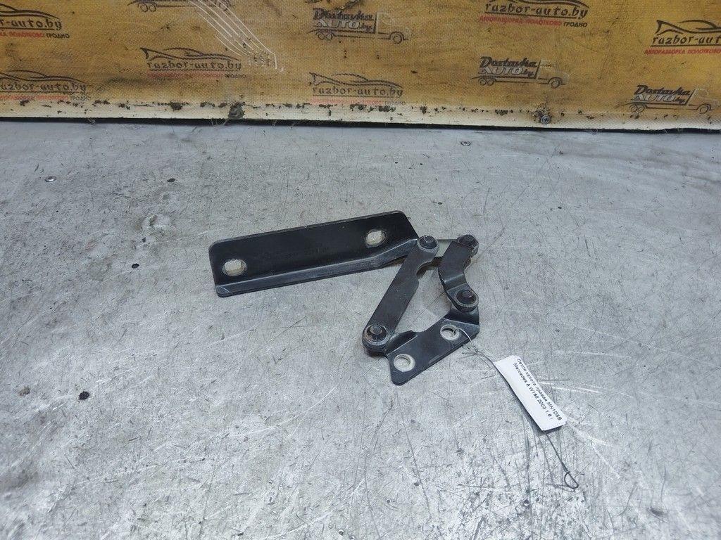 Петля капота правая MN1D5B Mercedes A W168 - Фото 1