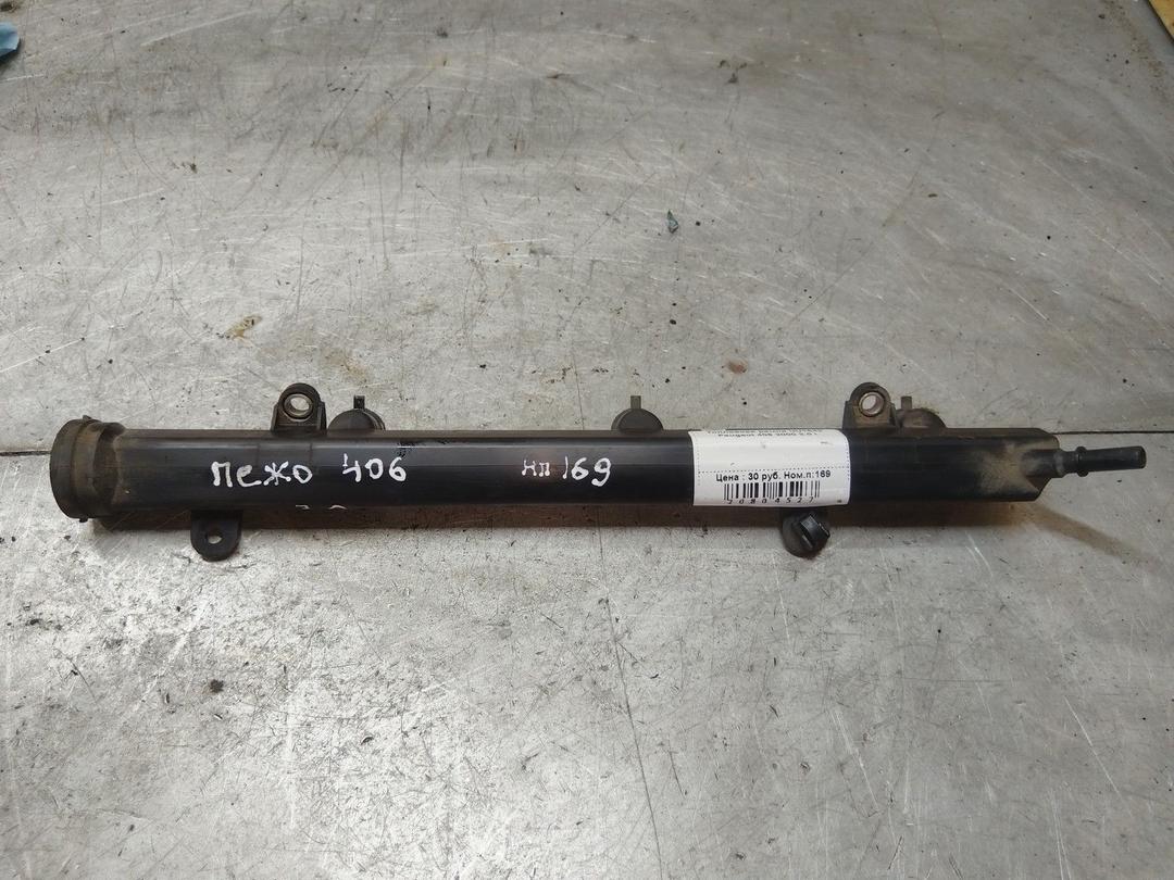 Топливная рампа UU1542 Peugeot 406 купить в магазине запчастей бу