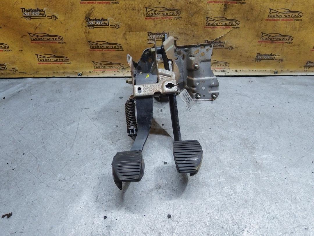 Узел педальный (блок педалей) 9NBME2 Citroen C3