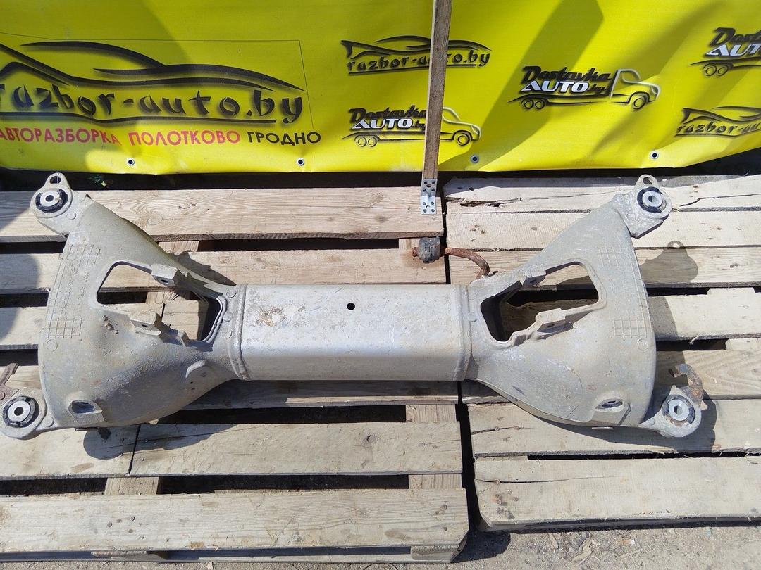 Балка подвески задняя NHIHK8 Peugeot 407 undefined