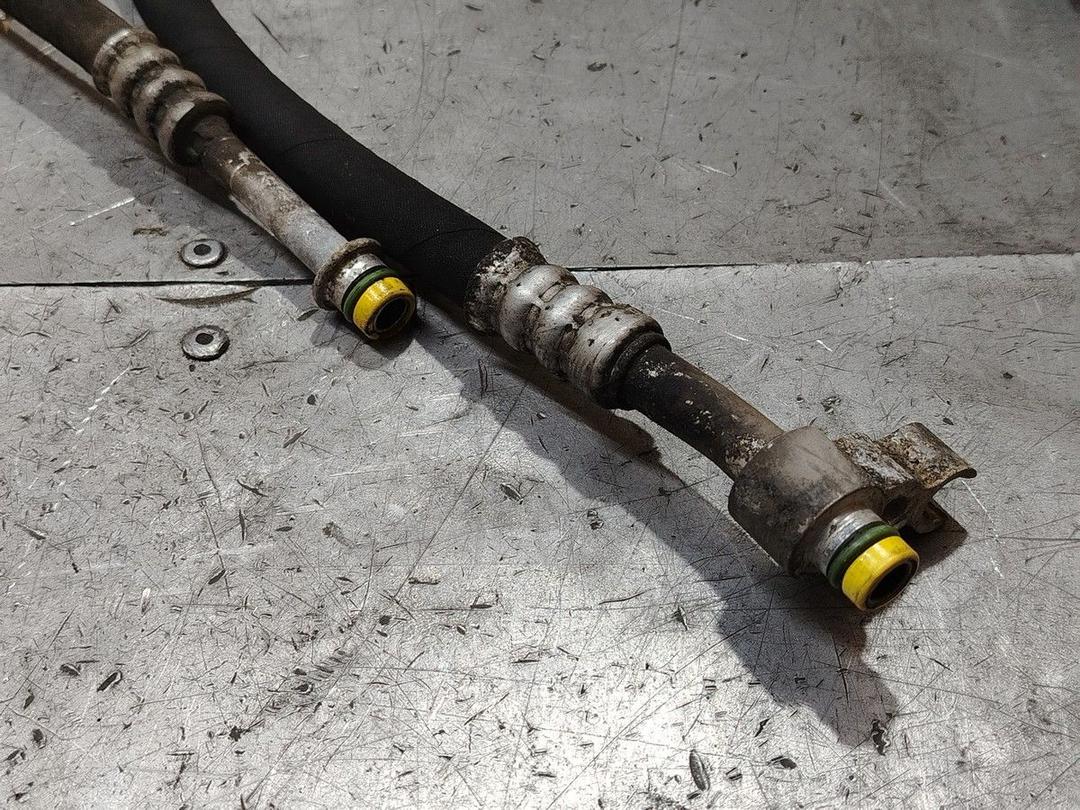 Трубка кондиционера YT11EA Mercedes E W211 - Фото 3