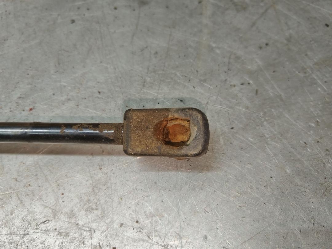 Амортизатор крышки багажника (3-5 двери) ELH3XO Opel Astra купить на авторазборке