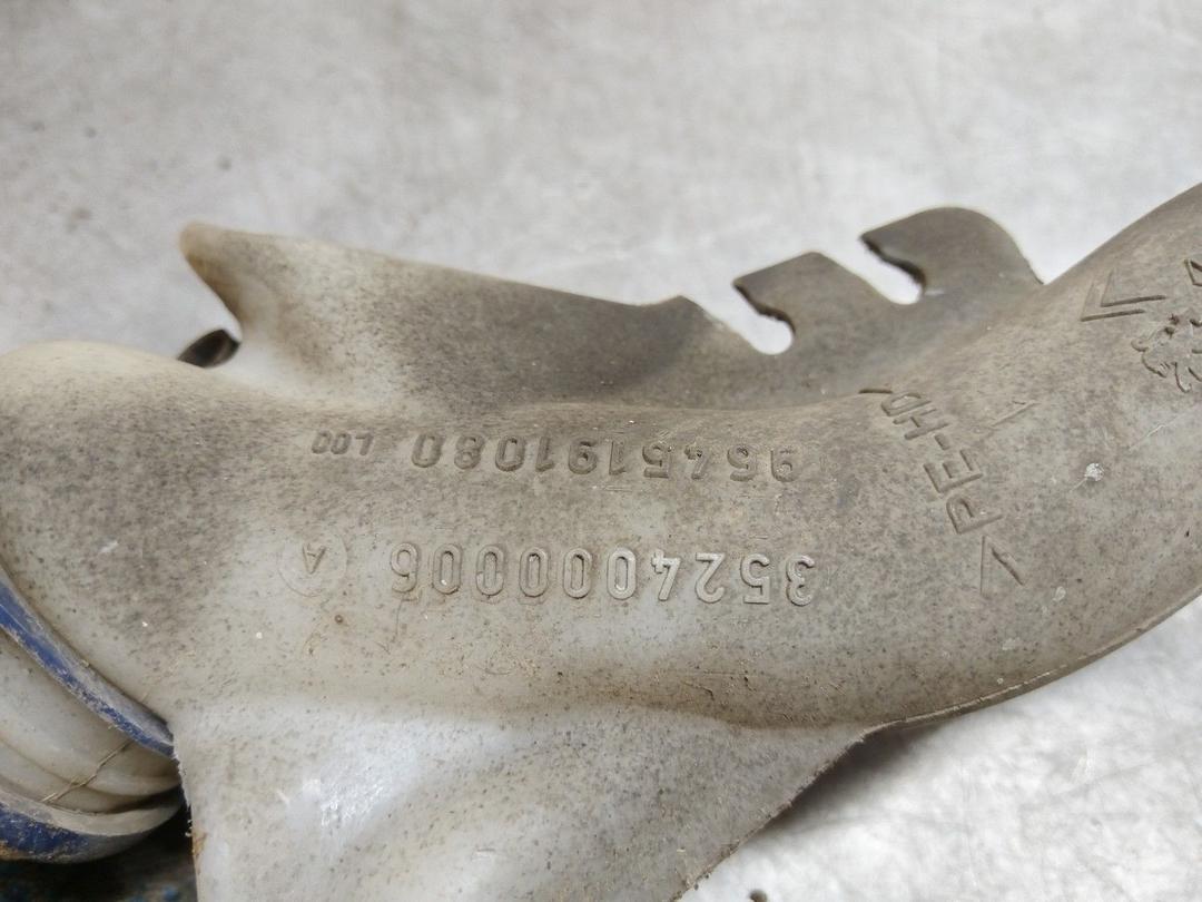 Бачок омывателя 30AEFL Peugeot Partner купить в магазине запчастей бу