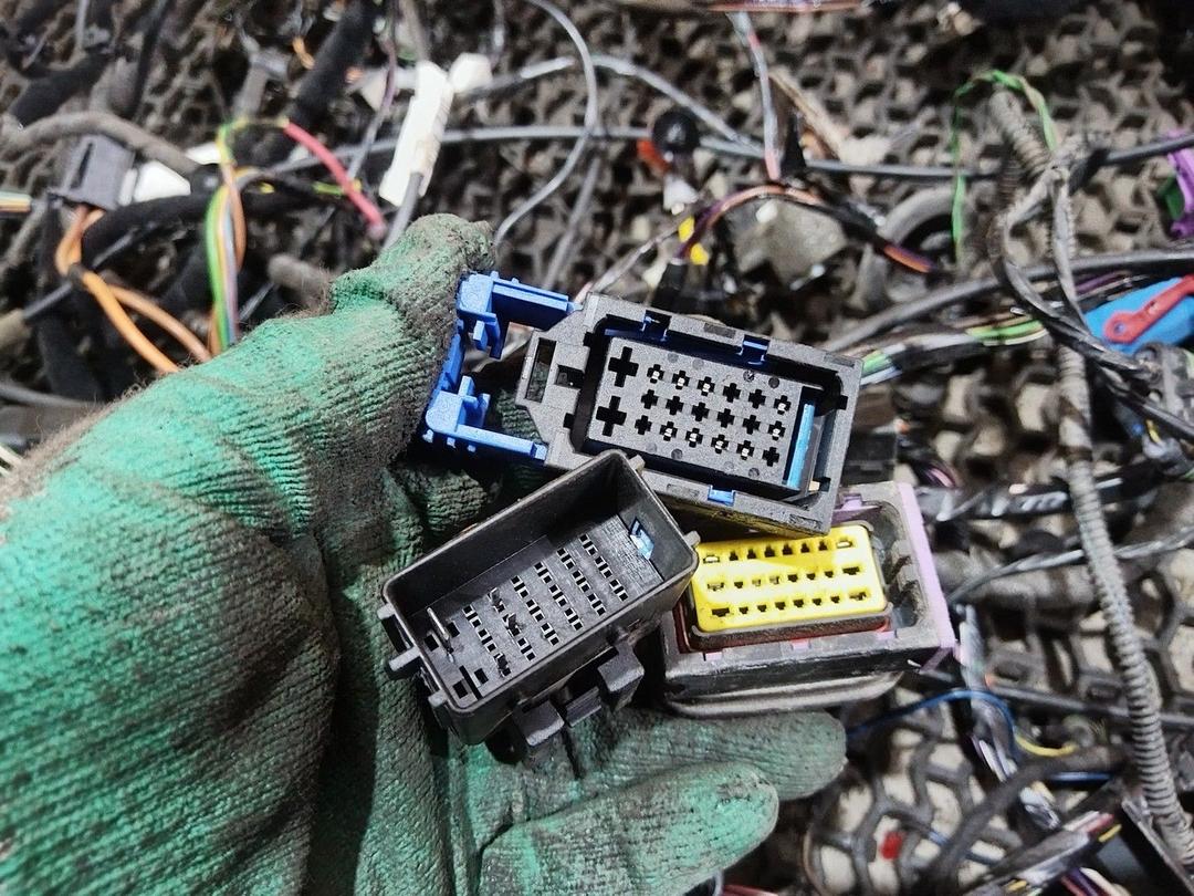 Проводка салона ZLCA9F Fiat Linea - Фото 2