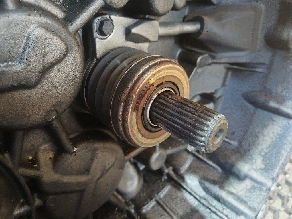 КПП механическая (МКПП) 5-ступенчатая FLW8YM Volvo S60 - Фото 3