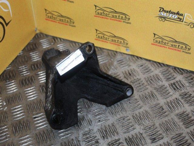 Кронштейн двигателя NO087Q Audi A4 - Фото 4