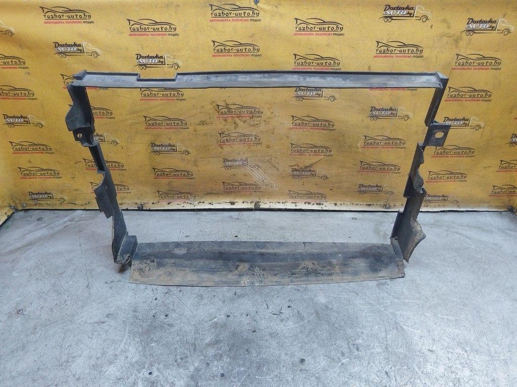 Дефлектор радиатора 1P1U4G Mercedes A W168 - Фото 1