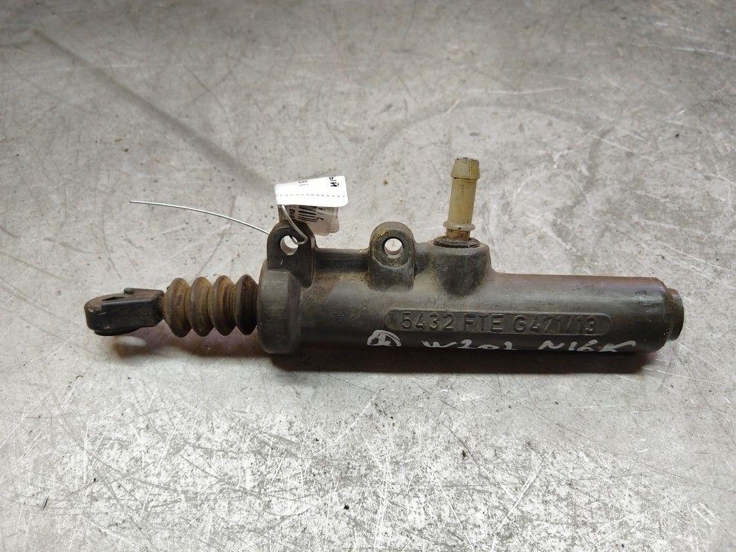 Цилиндр сцепления главный U8AI1X Mercedes C W202 - Фото 5