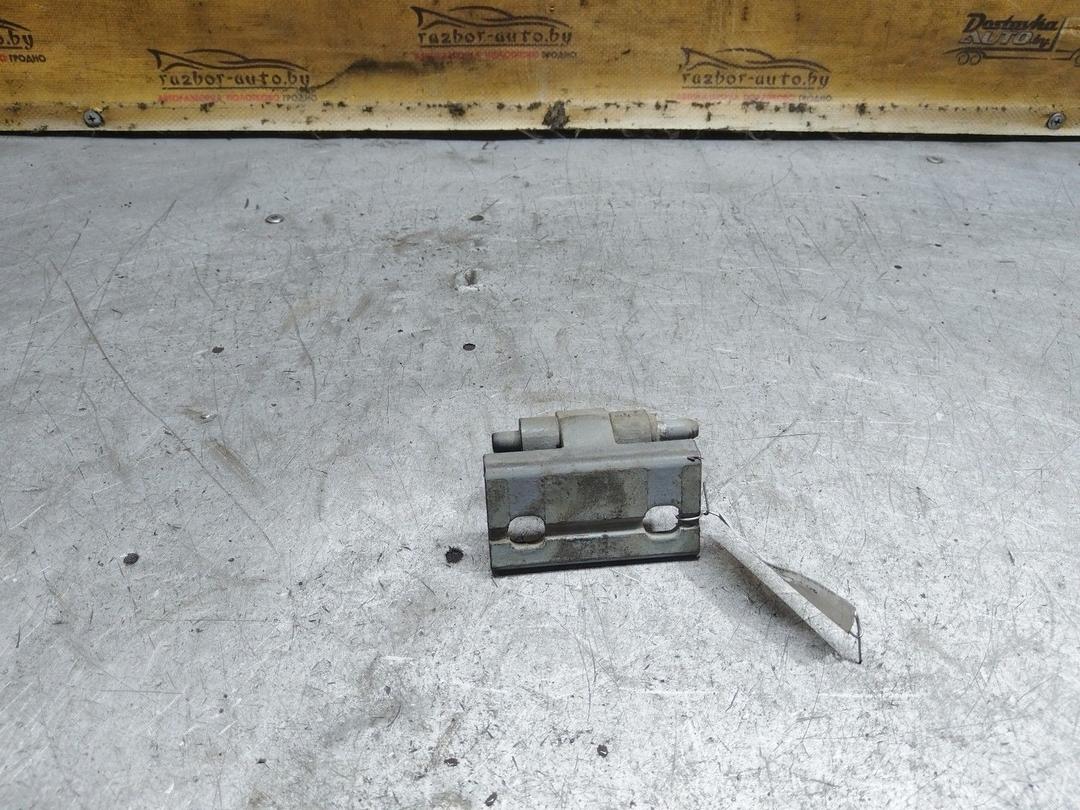 Петля двери передней правой GPGFWX Volvo S60 купить с доставкой