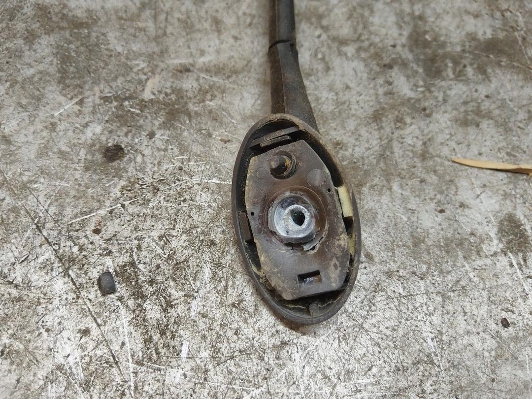 Антенна AAWN47 Ford Fiesta купить в магазине запчастей бу