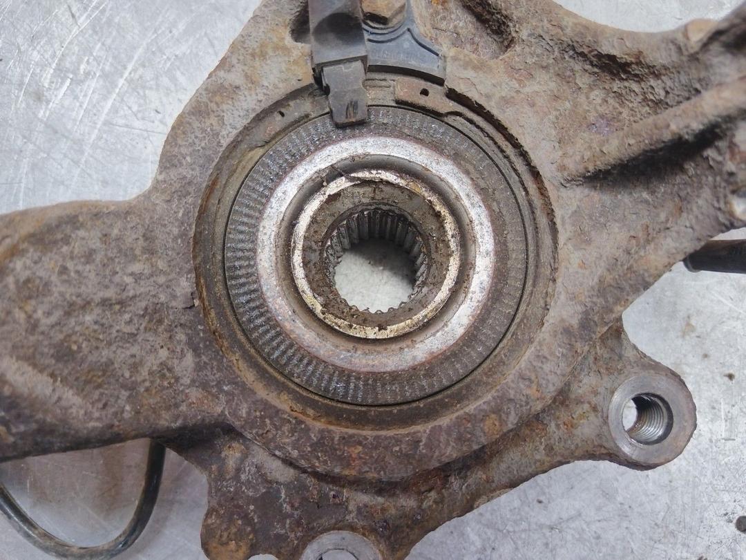 Кулак поворотный левый HN23IY Citroen C4 - Фото 4