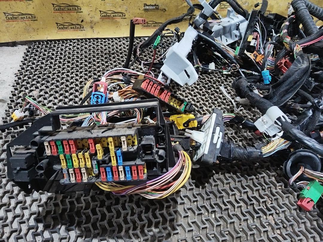 Проводка салона 5OWPRF Peugeot 406 undefined