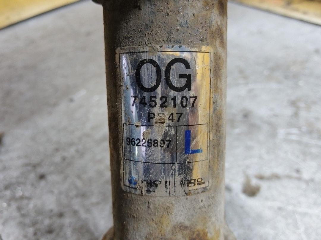 Амортизатор задний левый M40Q6H Daewoo Leganza купить на авторазборке